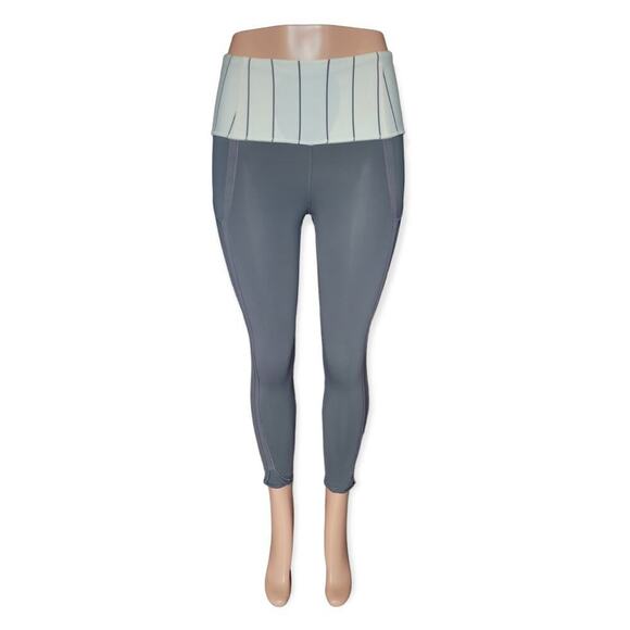 Lululemon Women's Can't Stop Pocket Crop Leggings‎ Size 2 Grey White - Picture 7 of 16